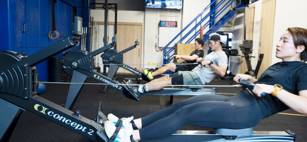 3）心肺機能、自重トレーニング、ウェイトトレーニングで
              全身鍛えられる（イメージ画像）