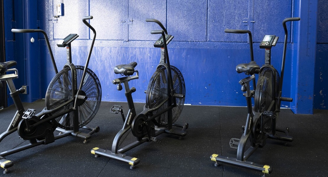 リグ、バーベル&プレート、KB、DB、カーディオ系、WBなど（画像）