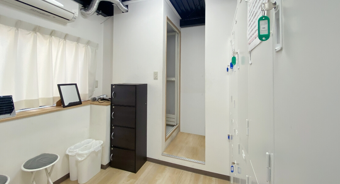 更衣室・シャワールーム（画像）